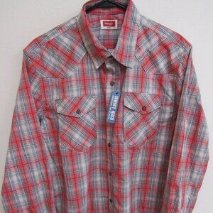 NWT Wrangler Cowboy Wash Red/Blue Plaid Long Sleeve Button-Up Shirt Large